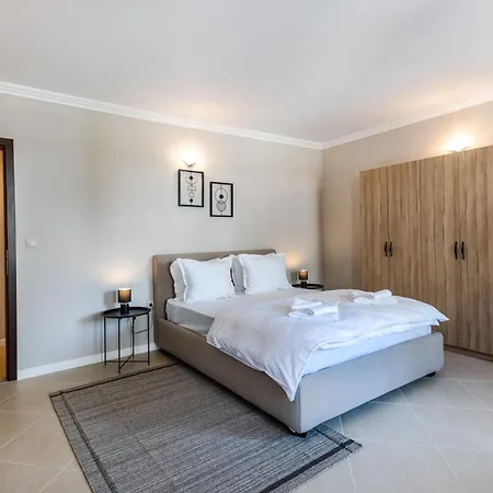 Rezort Oasis Club Lozenec
