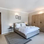 Resort Oasis Club Lozenets