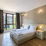 Oasis Club 4* Lozenets