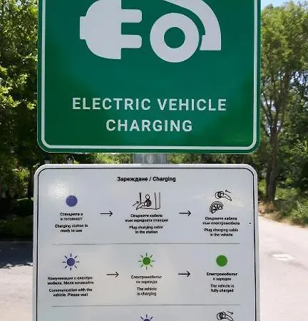 Oasis Club 4* ロゼネッツ