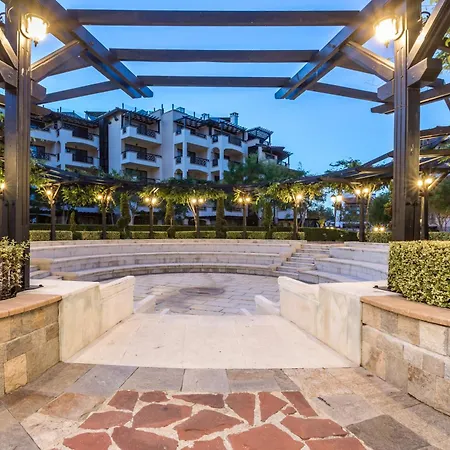 Oasis Club 4* ロゼネッツ