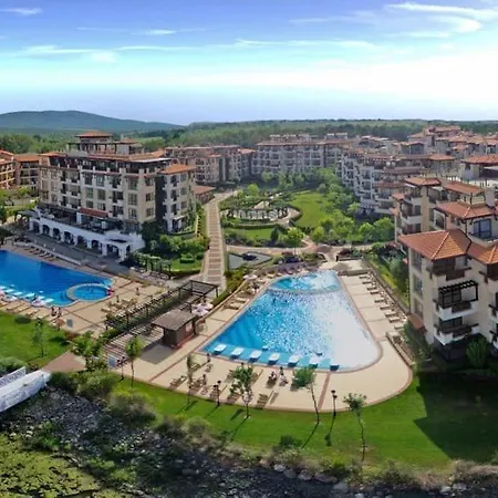 Oasis Club Station touristique 4*