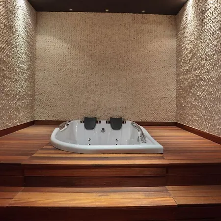 Ośrodek wypoczynkowy Oasis Club 4*