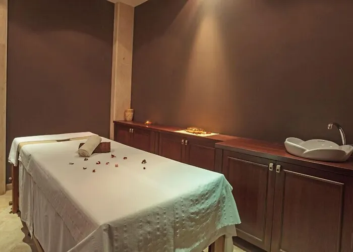 Oasis Club Лозенец