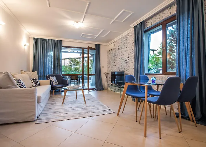 Курортный комплекс Oasis Club 4*